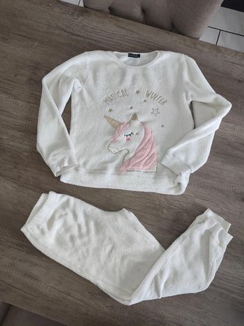 Pyjama licorne 🦄 10 ans in extenso