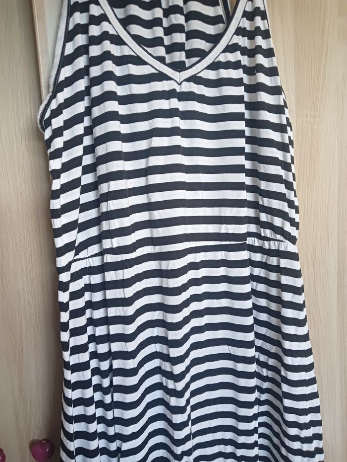 Robe H&M à rayures taille M - photo numéro 2