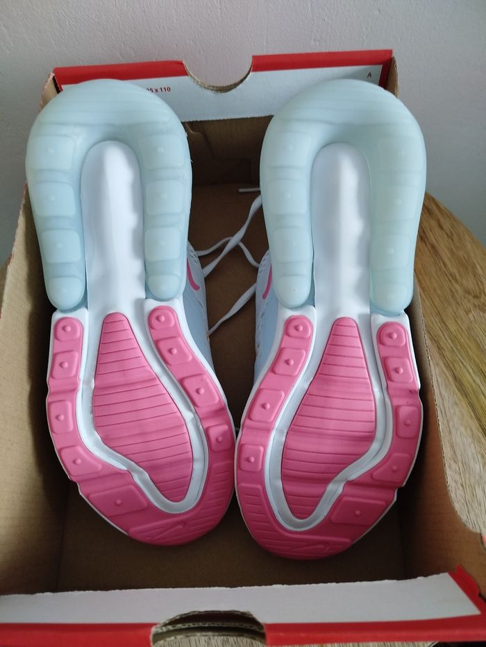 Baskets T 37,5 - photo numéro 8