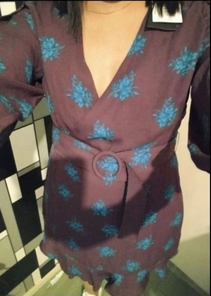 Robe a fleurs bleues - photo numéro 2