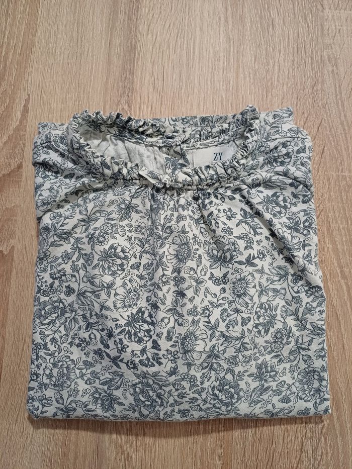 Chemise fille avec boutons à l'arrière Taille 7- 8 ans - photo numéro 3