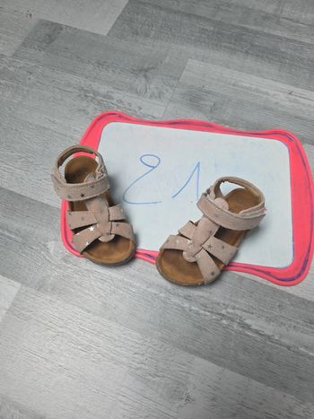 Claquette taille 21