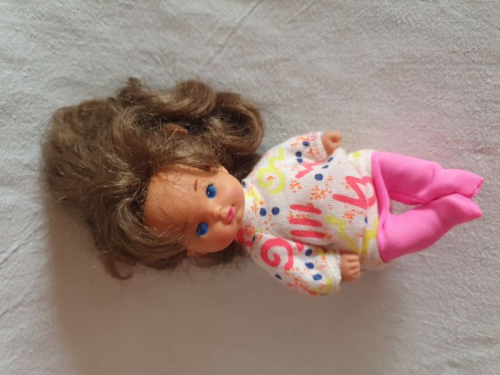 Poupée La nièce de Barbie Mattel de 1992 vintage - photo numéro 2