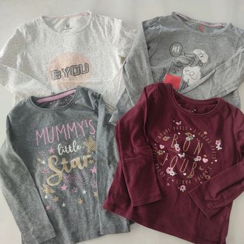 Lot de 4 tee shirts manches longues taille 4 ans