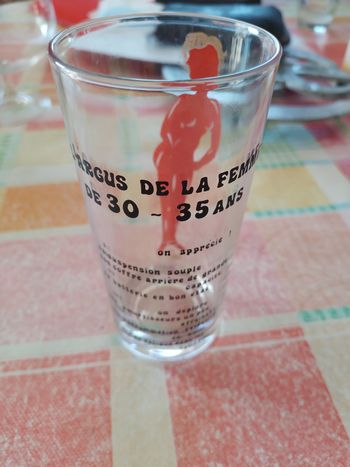 Grand verre a pastis