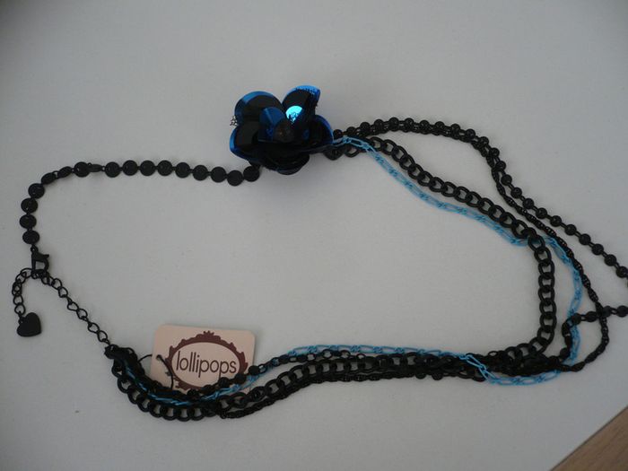Collier fleur Lollipops - neuf - photo numéro 3