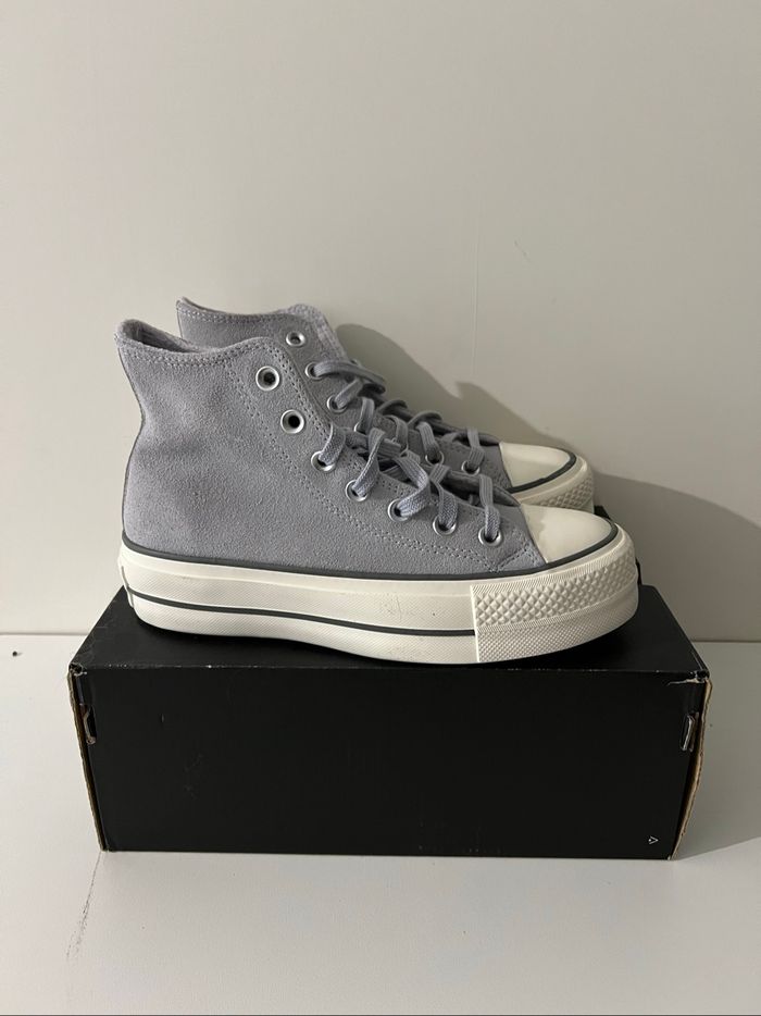 Converse - photo numéro 3