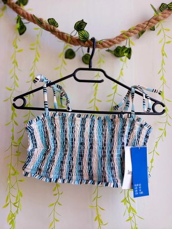 Crop Top H&M – Taille L – Bleu clair – État : Neuf avec étiquette