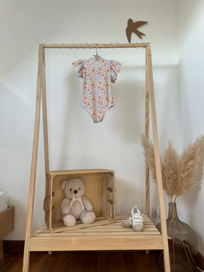 Maillot de bain fleuris fille