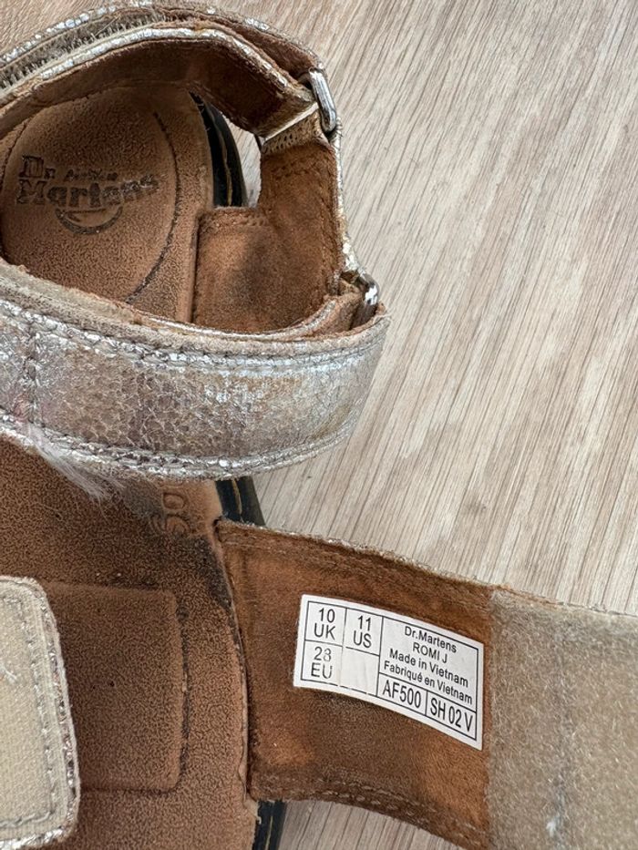 Sandales dorées effet craquelés à scratch Dr Martens pointure 28 - photo numéro 6