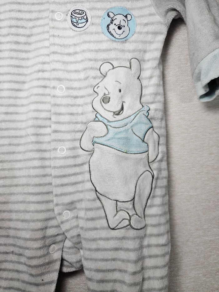 Pyjama  velours  winnie l'ourson  C&A 74cm - photo numéro 5