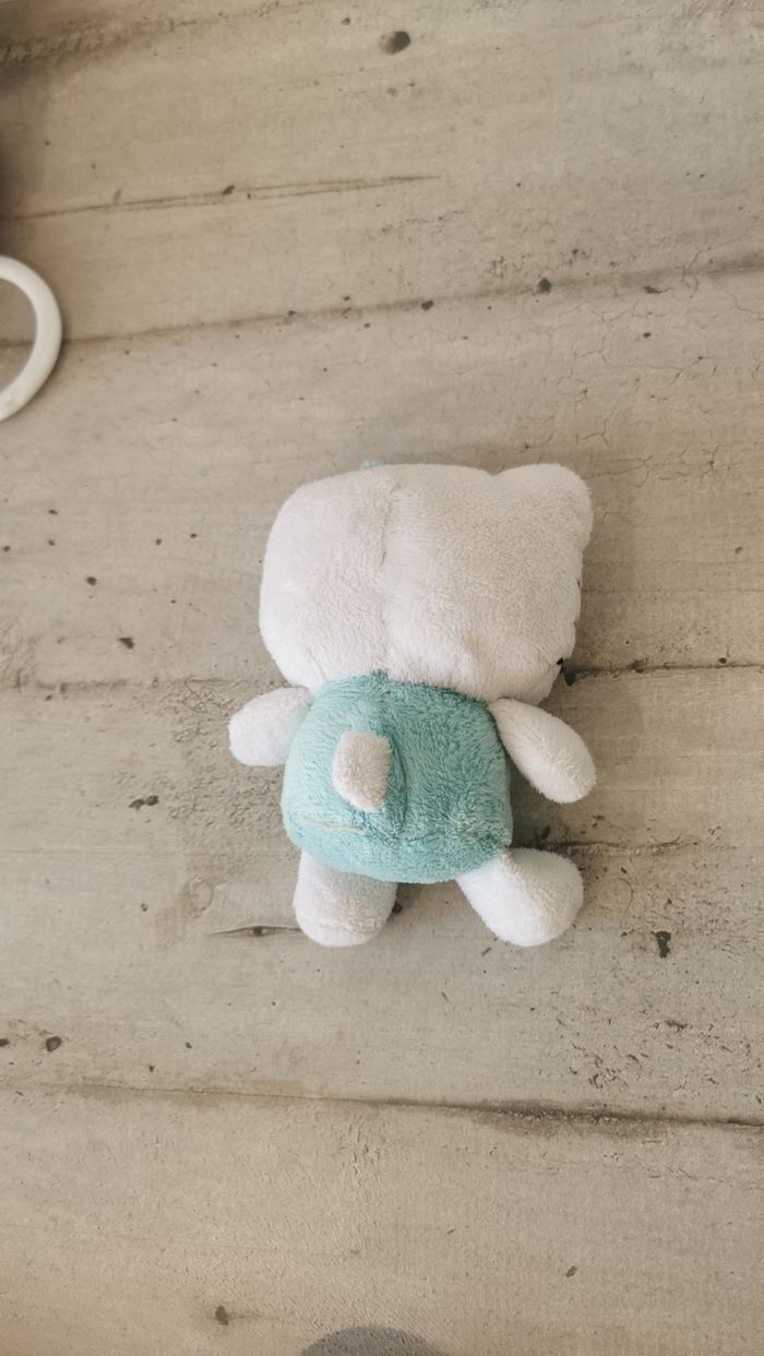 Peluche hello kitty - photo numéro 2