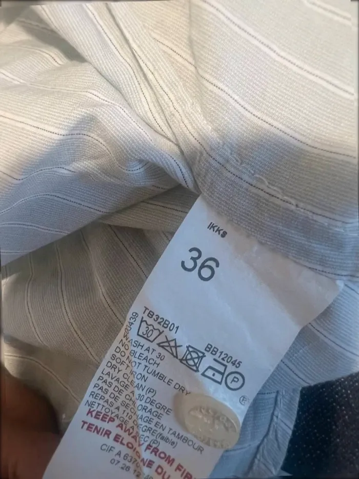 Chemise parisienne neuve ikks - taille 36 - photo numéro 2