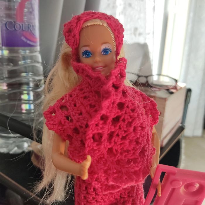 Vêtements pour Barbie 3 € - photo numéro 3