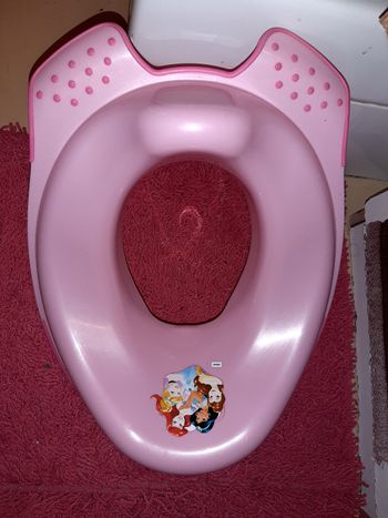 Pot et siège réducteur