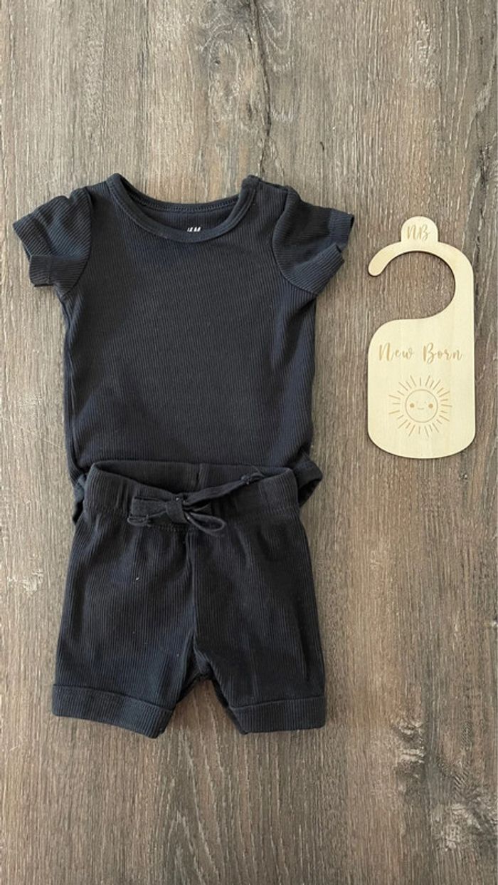 Ensemble body / short - photo numéro 2