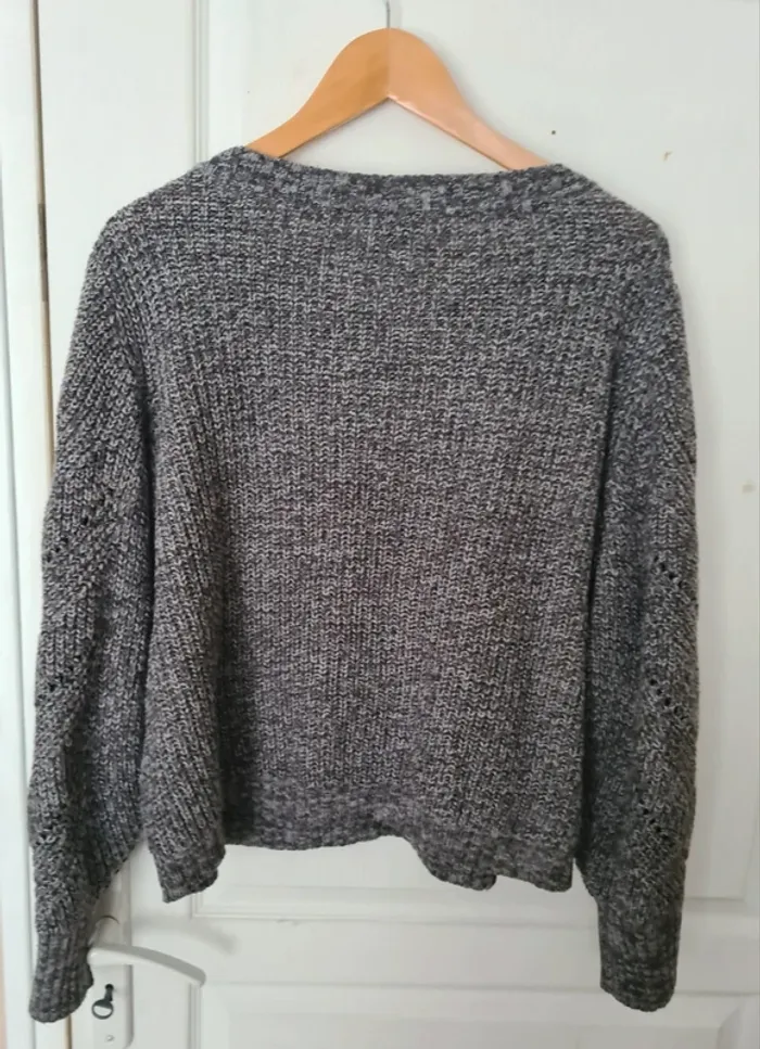 Pull court - photo numéro 2