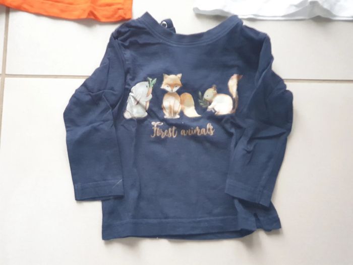3 T- shirts manche longue 9 mois - photo numéro 4