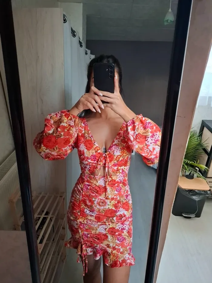 Robe fleurie Shein S - photo numéro 2