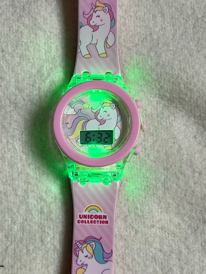 Montre licorne - photo numéro 7