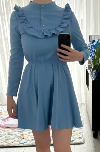 Robe courte bleu ciel
