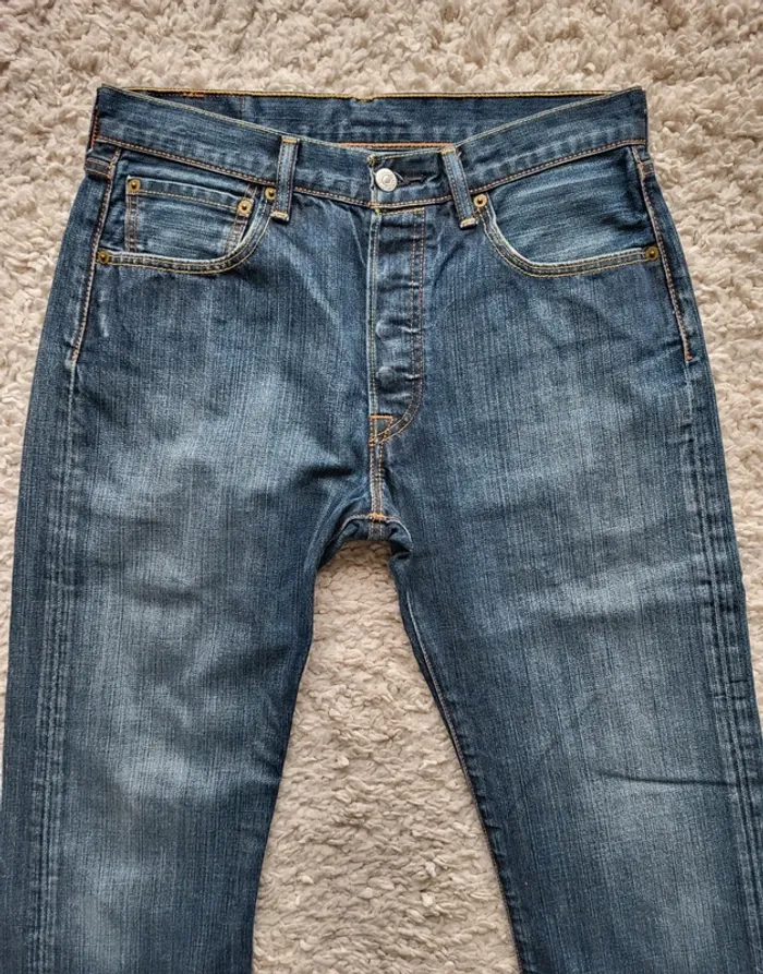 Jean Levi’s 501 bleu Taille 40 - photo numéro 3