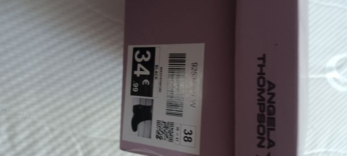 Très jolie mini bottes 👢 femme Pointure 38 - photo numéro 9