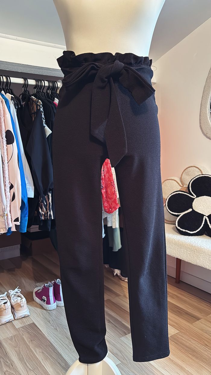 Pantalon noir droit Shein T36