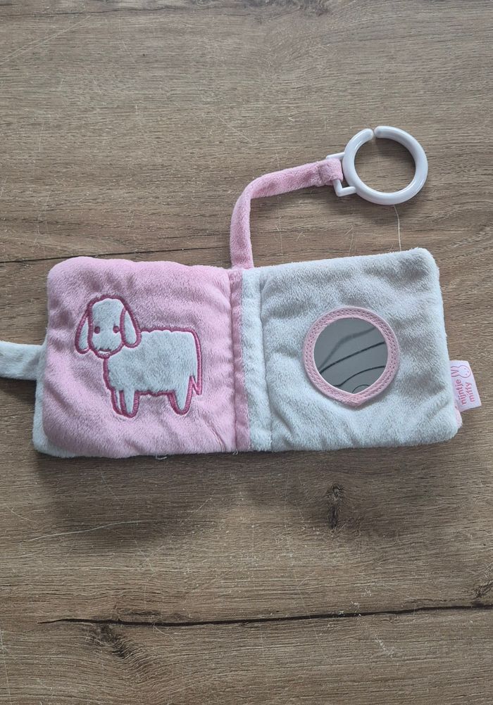 Lot jouets d'activités tissus Miffy - photo numéro 8