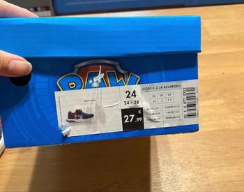 Chaussures pat patrouille  taille 24