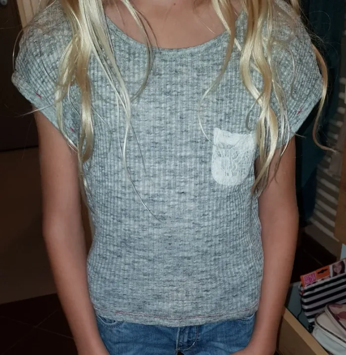 Tee-shirt gris chiné 8 ans