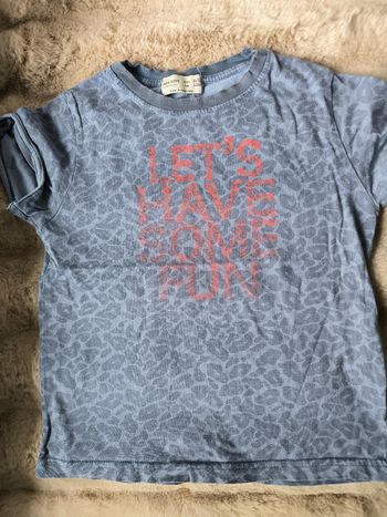 T-shirt manches courtes garçon Zara 4/5 ans très bon état