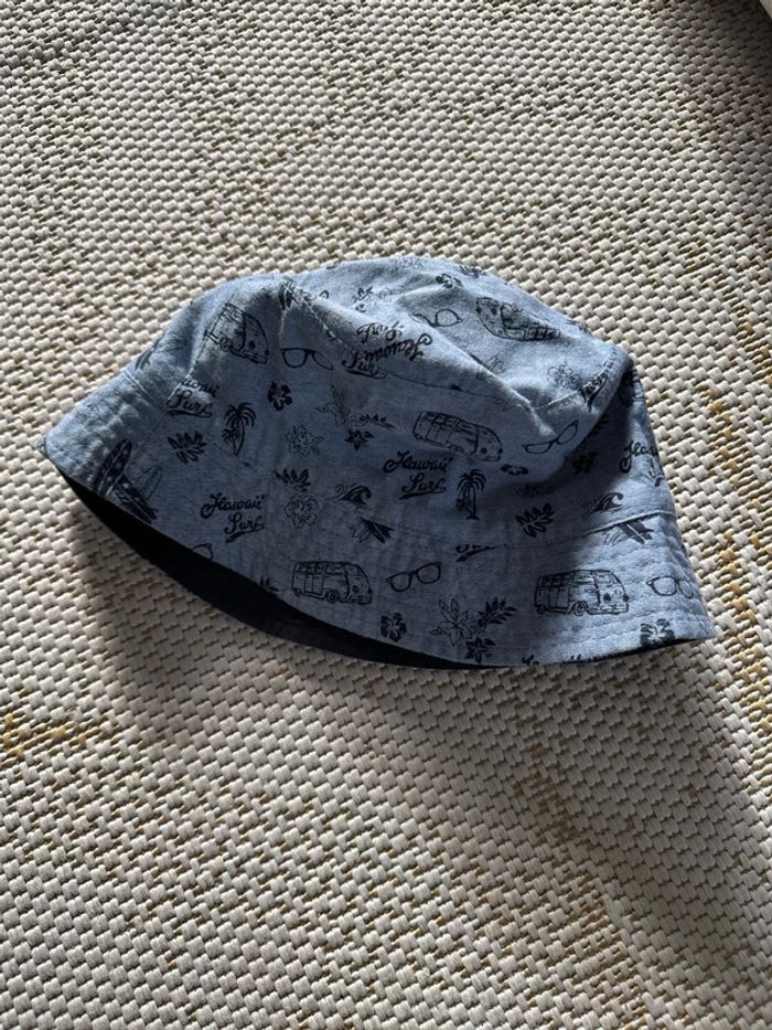 Bon réversible chapeau 8/10ans neuf