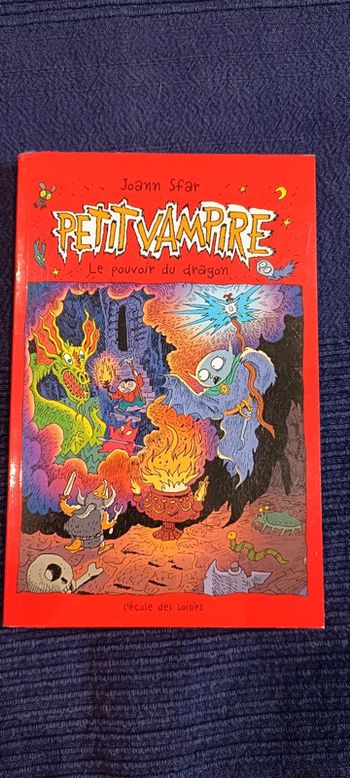Livre école des loisirs Petit Vampire