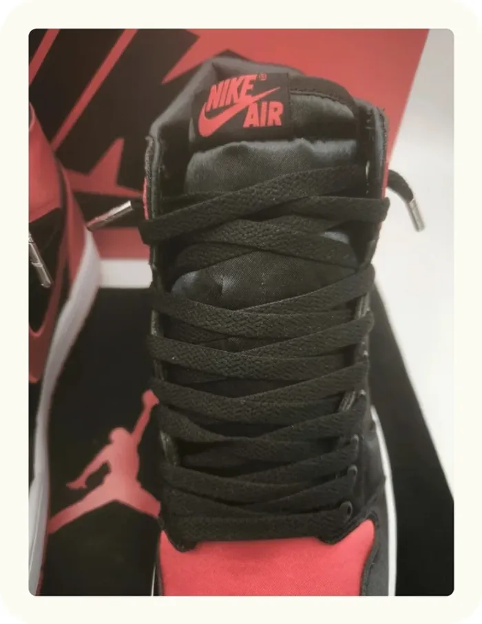 Baskets montantes Nike Jordan 1 retro hi og Taille 43 Neuves - photo numéro 5