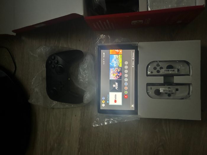 Nintendo switch oled + fc25 + Nintendo switch online (11mois) - photo numéro 5