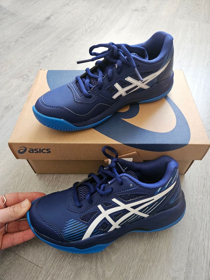 Chaussures baskets garçon asics 34 1/3 neuf - photo numéro 3