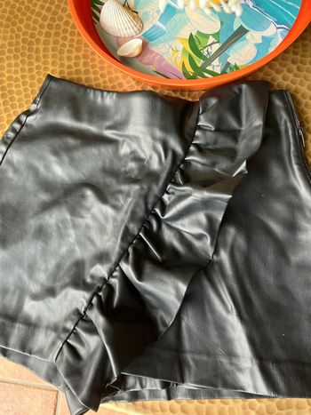 Jupe short Zara
