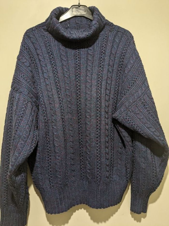 Pull col roulé vintage bleu moucheté. Taille 42/44