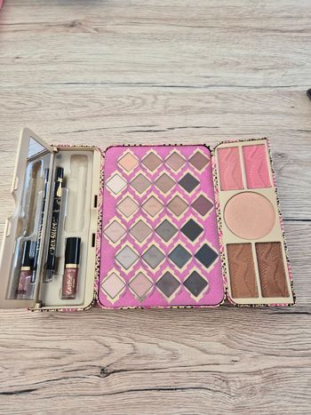 Coffret makeup Tarte