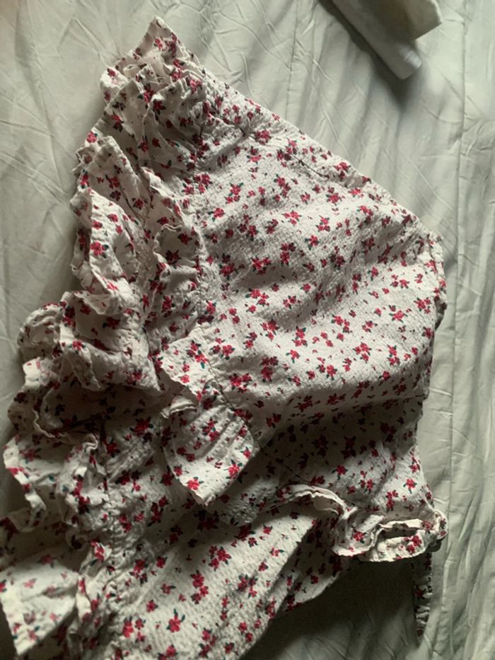 Jupe short fleuri - photo numéro 3