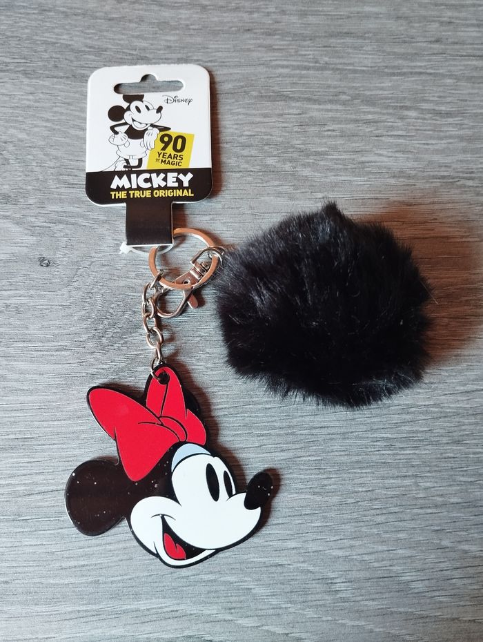 Mickey & Minnie Mouse : Lot portes-clés avec pompons - photo numéro 2