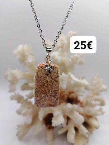 Pendentif Corail Fossilisé