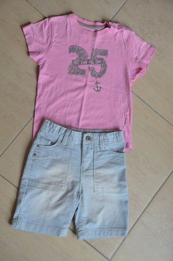 Ensemble t shirt et short 4 ans