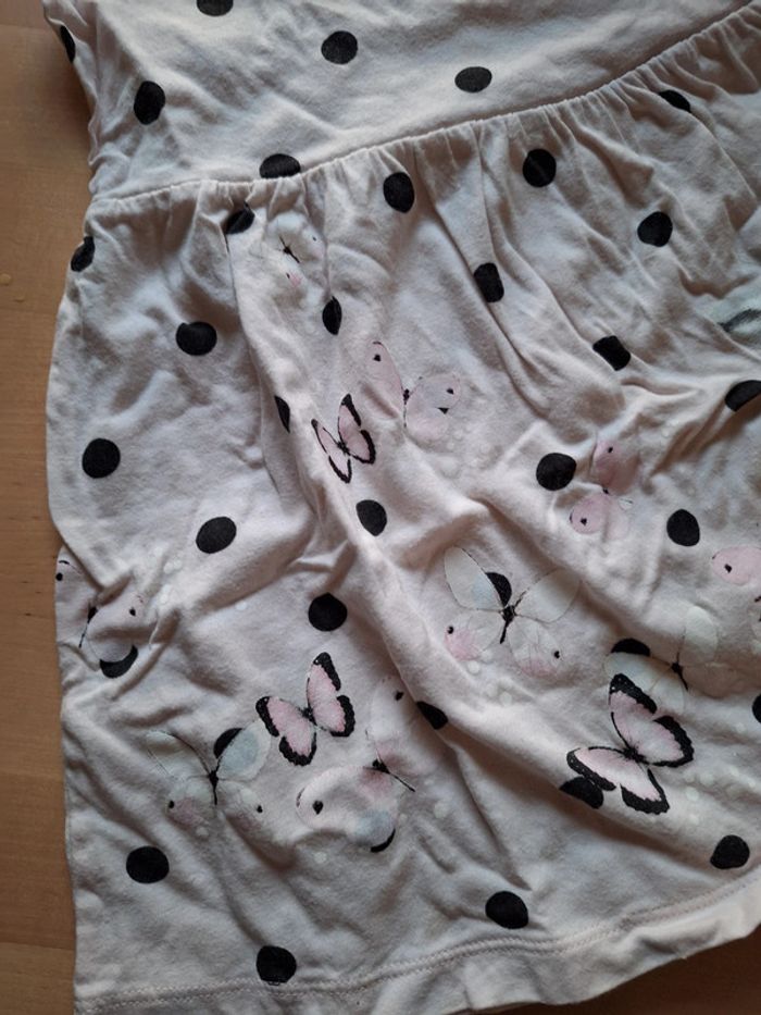 Robe pour fille taille 24 mois Marque H&M très bon état - photo numéro 3