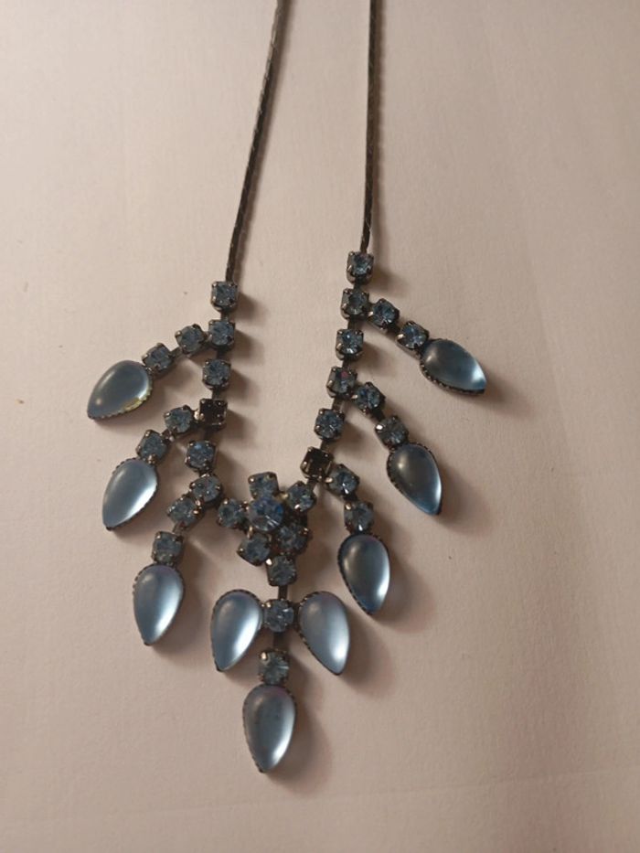 Collier fantaisie bleu strass - photo numéro 3