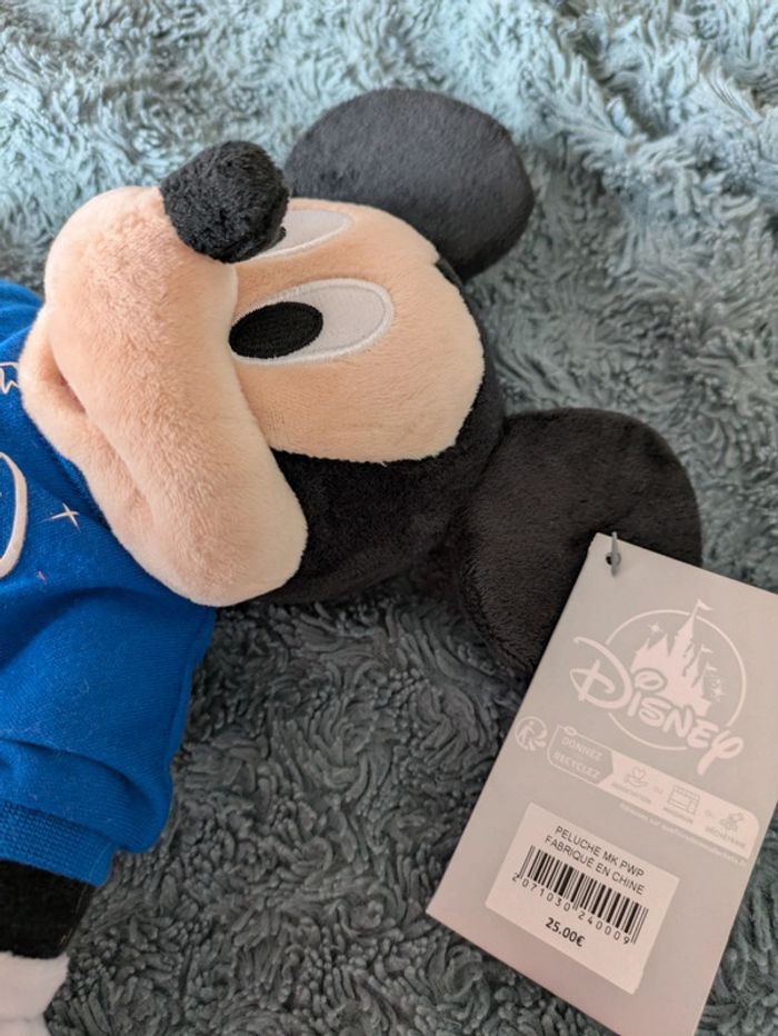 Peluche mickey Disneyland Paris - photo numéro 4