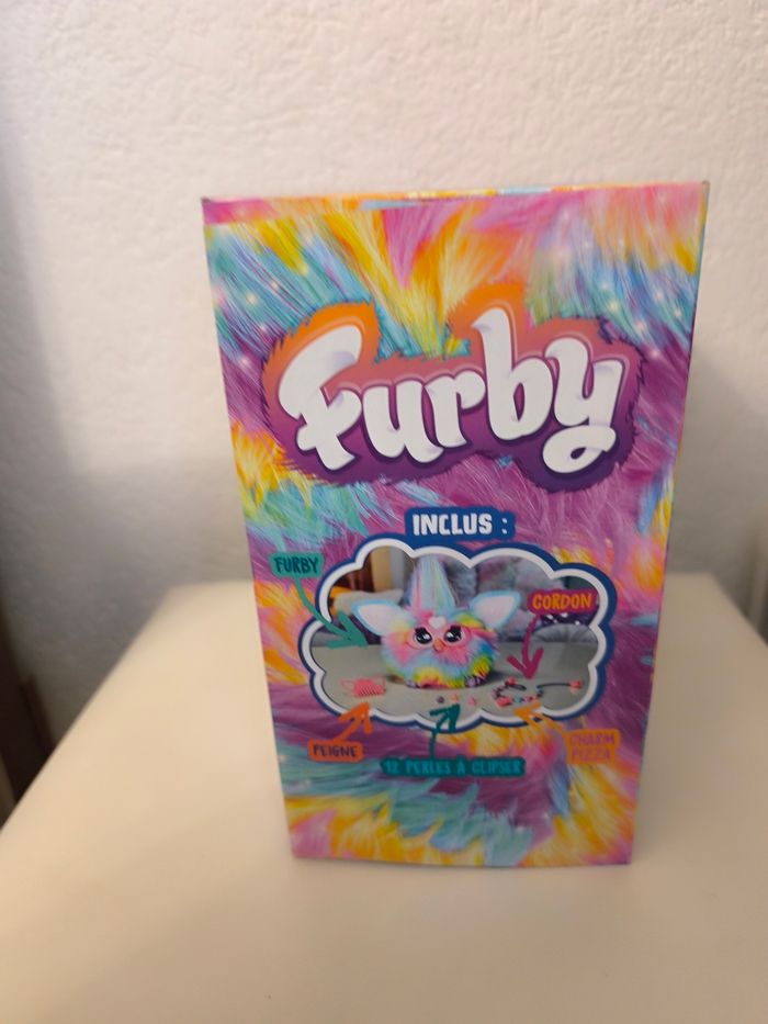 Peluche Furby neuf jamais ouvert - photo numéro 4