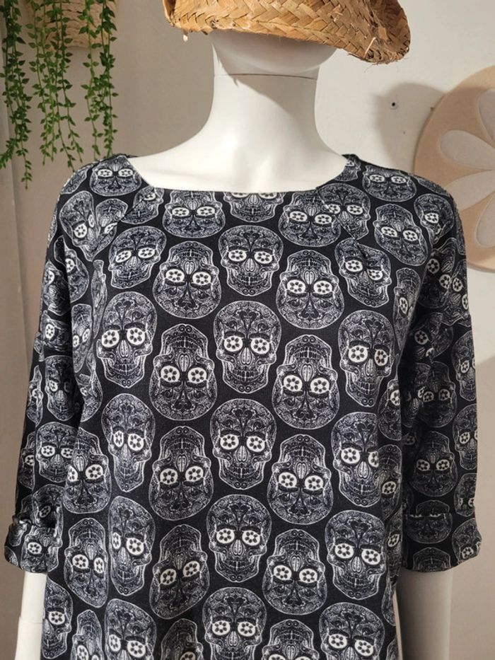 Robe tête de mort