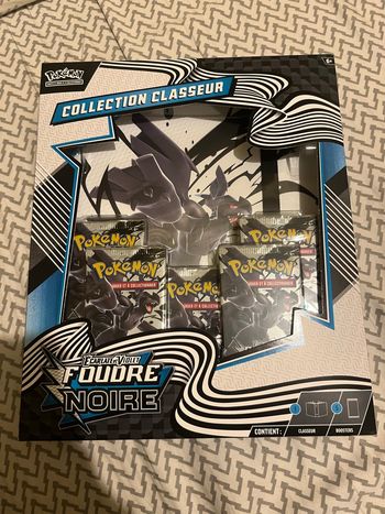 Coffret Classeur Pokémon Foudre Noir EV 10.5